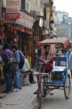 Counting the Number of Paan Shops in India