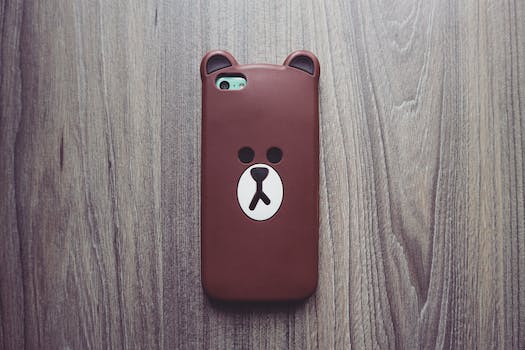 Exploring the Latest Phone Case Fashion: Embrace the Wooden Wonders